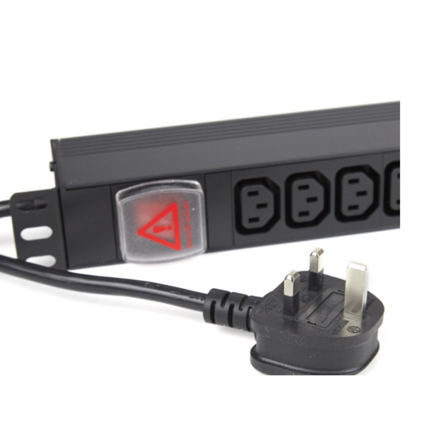6 way C13 PDU