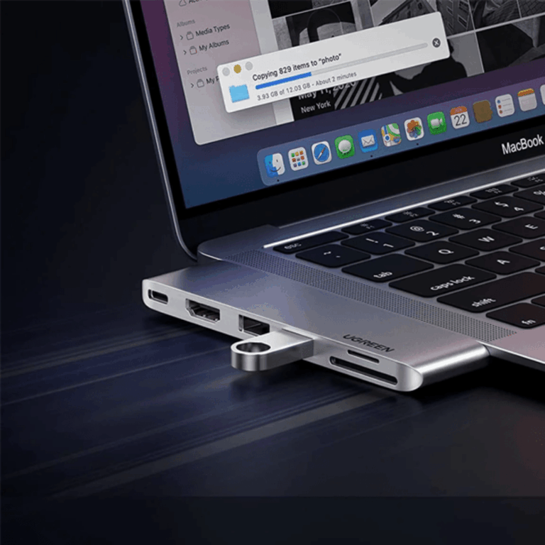 UGREEN 6-in-2 USB-C Multifunction Dual USB-C to Thunderbolt 3 + 4K HDMI + USB 3.0 (2 Ports) + SD & TF Card Reader Multifunction Adapter for MacBook - CM380