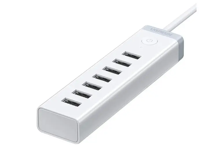 UGREEN CM420 7-IN-1 Powered Switch USB 3.0 A Ports Adapter
