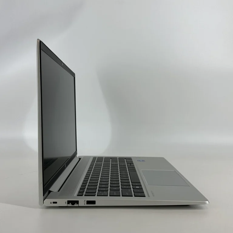 HP ProBook 450 G10 I5-1335U 16GB DDR4 3200 1TB SSD RTX 2050 4GB DOS, 15.6" FHD